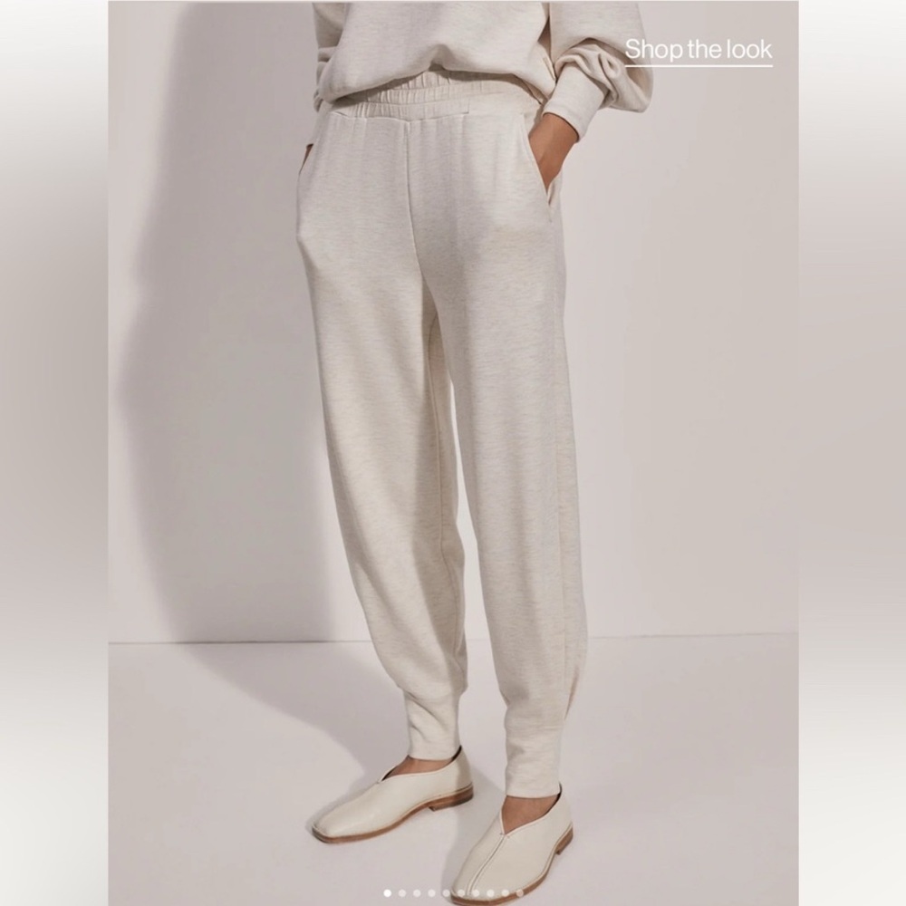 Women's Varley Relaxed Jogger Pants, ivory marl color, size Small, like new.